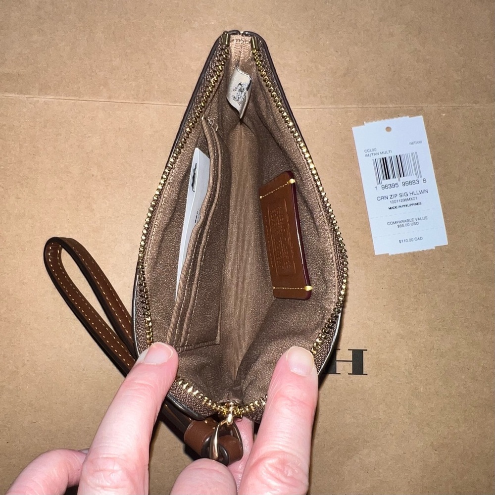 NWT COACH Halloween Corner Zip Wristlet Signature Canvas w Pumpkin Print CCL20 - Picture 5 of 7